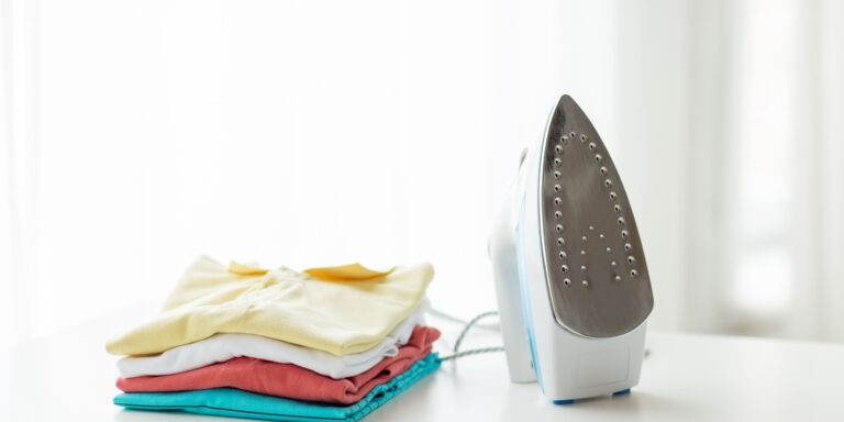 How to Properly Clean an Iron